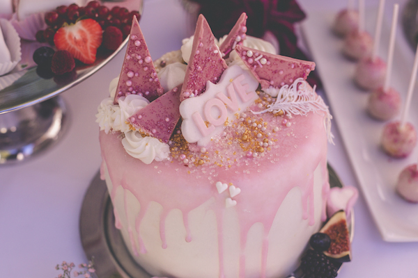 Süße Single Torte in rosarot