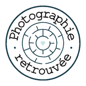 Photographie retrouvee Logo